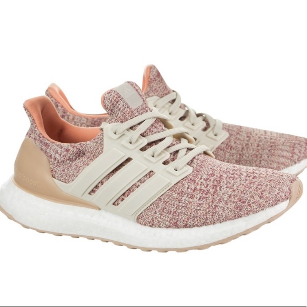 ADIDAS ULTRA BOOST